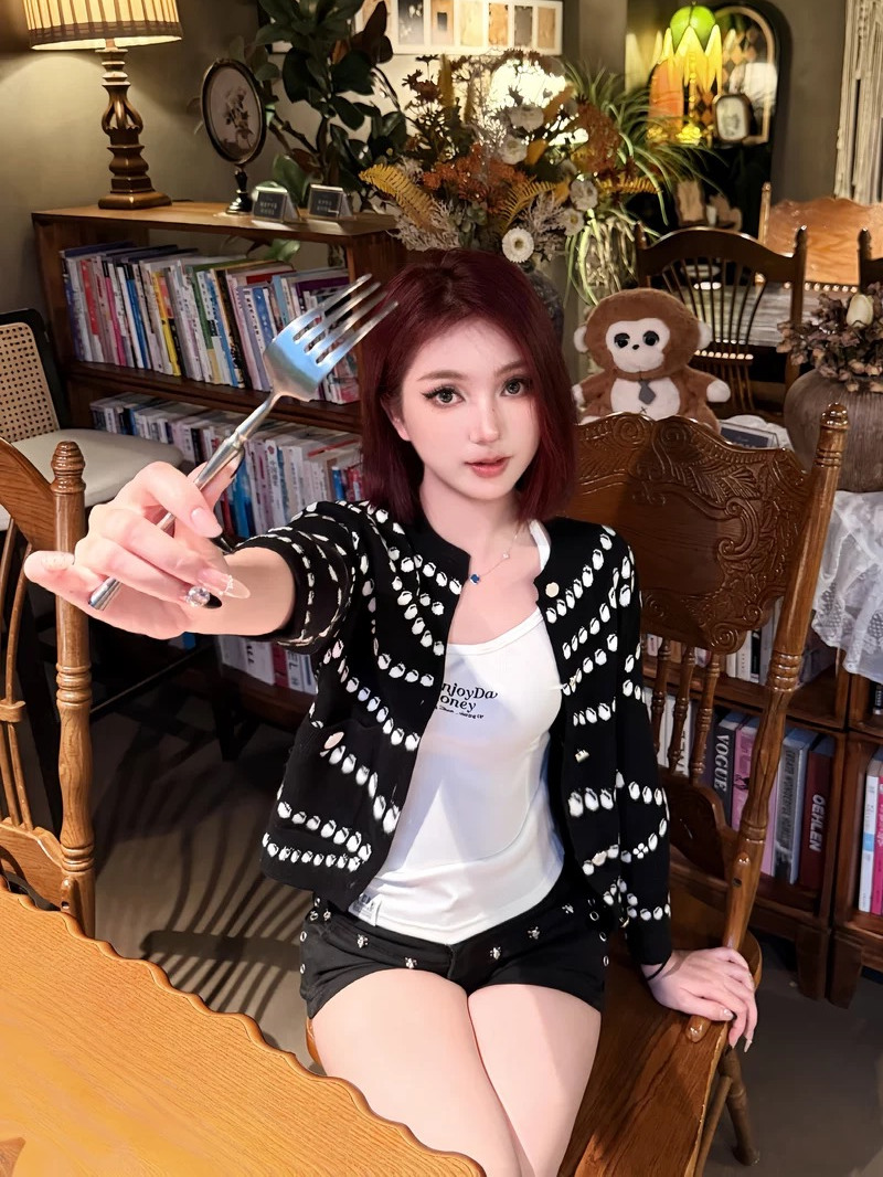 Cardigan da Donna in Maglia di - Embroidery Cardigan recensione e prezzo