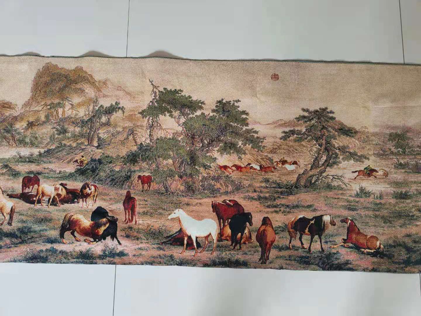 Ricamo in seta folk cinese sup - Embroidery Horse recensione e prezzo